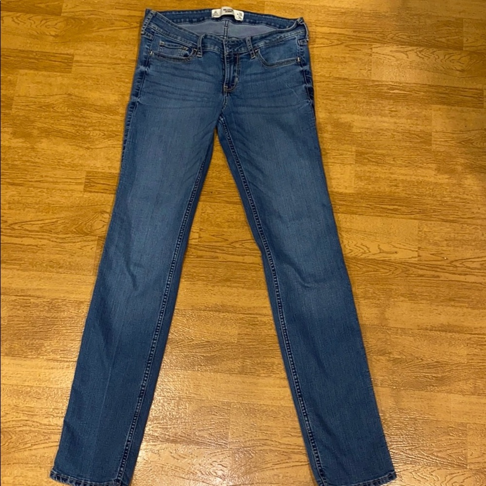 Hollister Skinny Jeans 💙